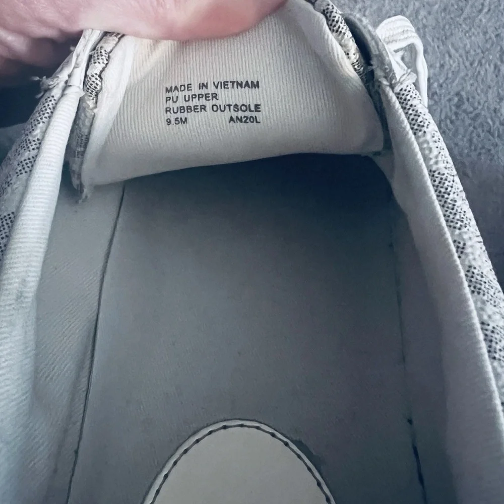 Michael Kors Cream & White Sneakers Classic Design